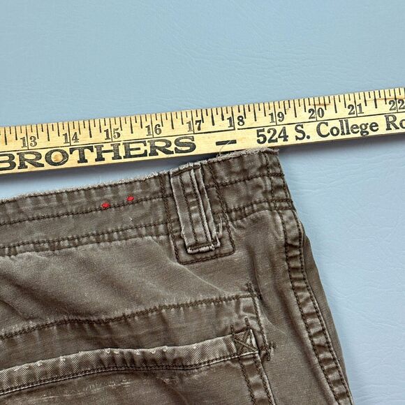 Vintage Mossimo Cargo Supply Shorts Mens 38 Brown Chino Distressed Skate Y2K - Picture 8 of 11